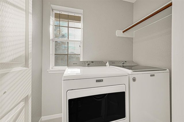1627 Mabry Mill Road, Houston, TX 77062