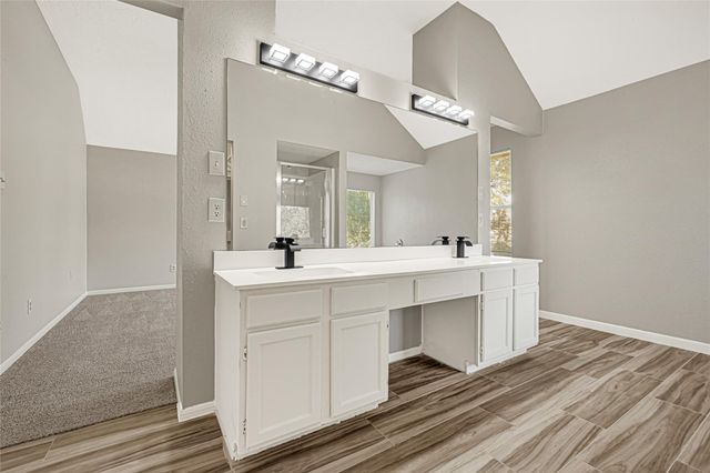 1627 Mabry Mill Road, Houston, TX 77062