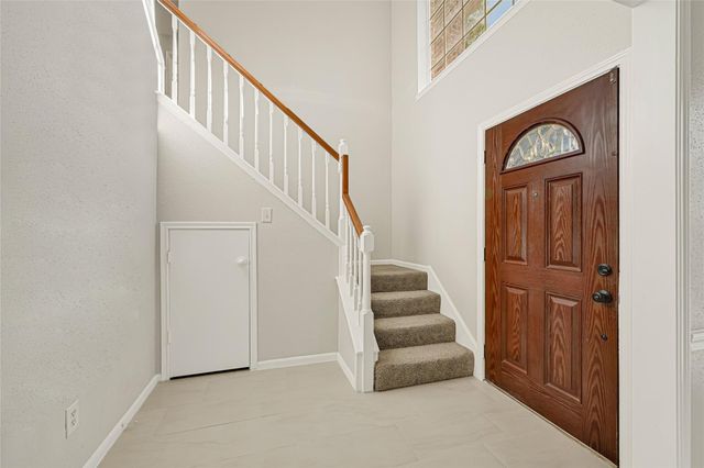 1627 Mabry Mill Road, Houston, TX 77062
