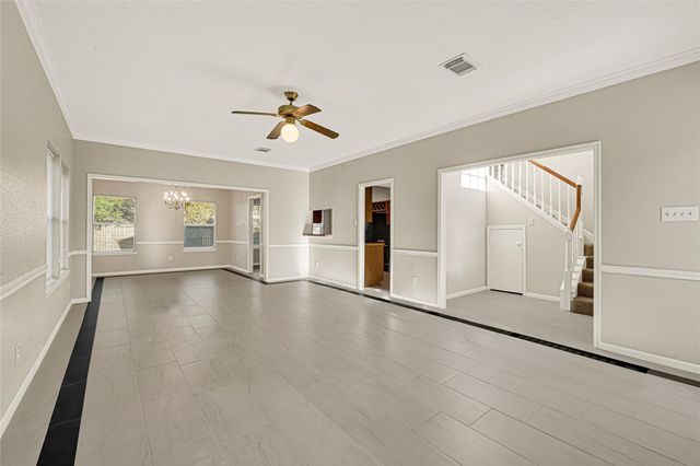 1627 Mabry Mill Road, Houston, TX 77062