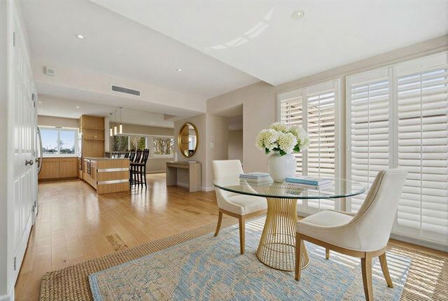 6206 MASTERS BOULEVARD 302, Orlando, FL 32819