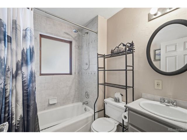 20256 Northmoor Dr, Johnstown, CO 80534