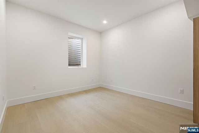 210 Hillcrest Drive, Paramus, NJ 07652