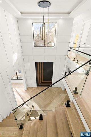 210 Hillcrest Drive, Paramus, NJ 07652