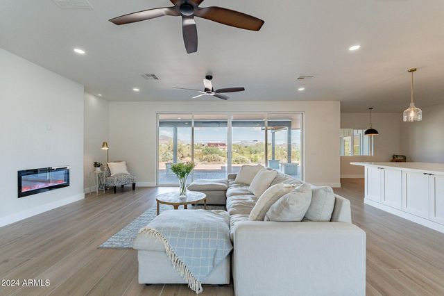 3909 S Veronica Lane, Gold Canyon, AZ 85118