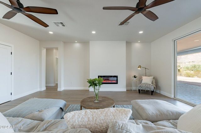 3909 S Veronica Lane, Gold Canyon, AZ 85118