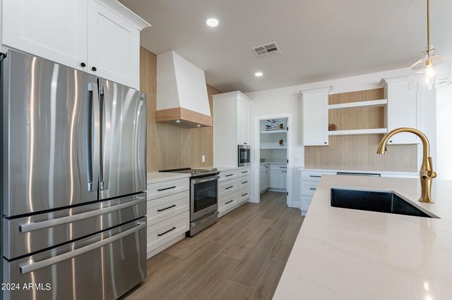 3909 S Veronica Lane, Gold Canyon, AZ 85118