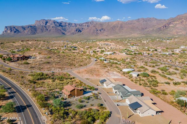 3909 S Veronica Lane, Gold Canyon, AZ 85118