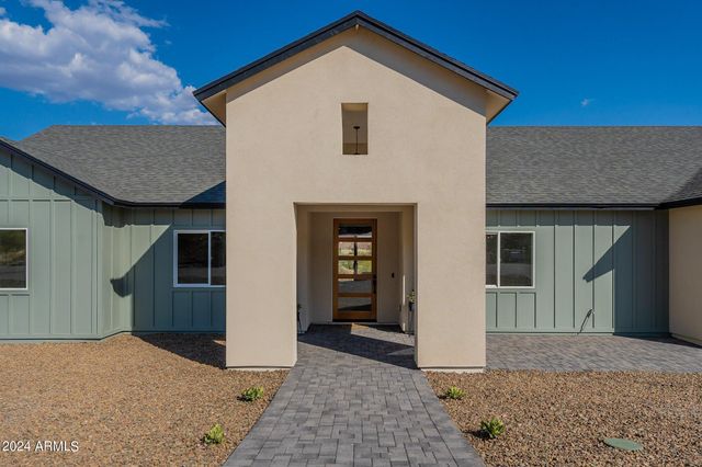 3909 S Veronica Lane, Gold Canyon, AZ 85118