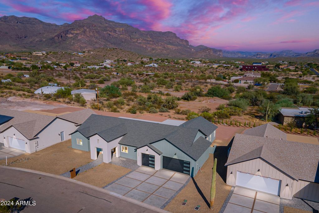 3909 S Veronica Lane, Gold Canyon, AZ 85118 — photo 2