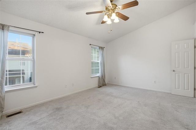 682 Windbrook Circle CIR, Newport News, VA 23602