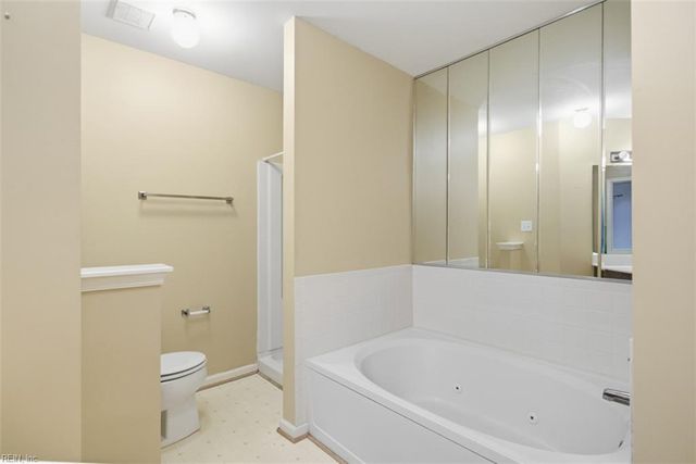 682 Windbrook Circle CIR, Newport News, VA 23602