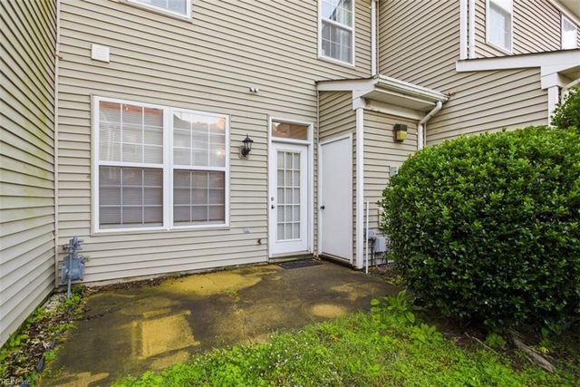 682 Windbrook Circle CIR, Newport News, VA 23602