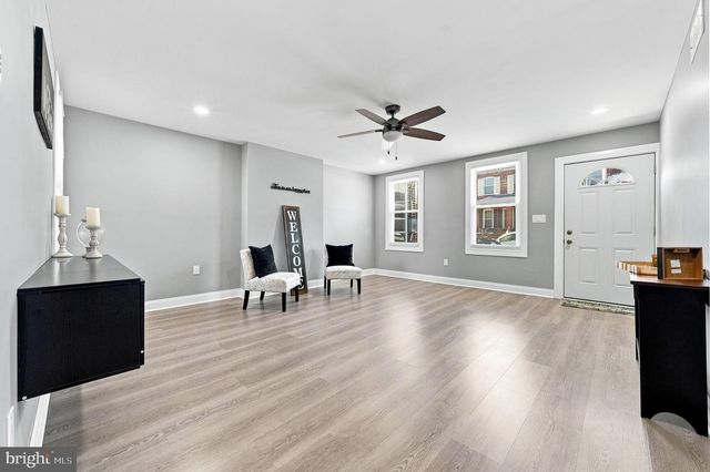 1205 OAK ST, Wilmington, DE 19805