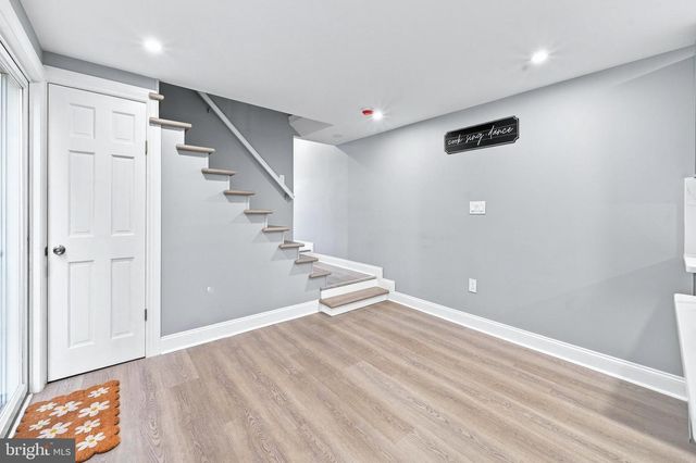 1205 OAK ST, Wilmington, DE 19805