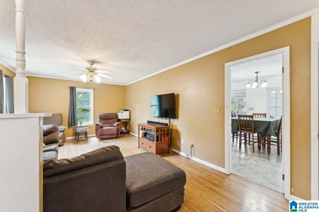 209 ANNETTA CR, Trussville, AL 35173