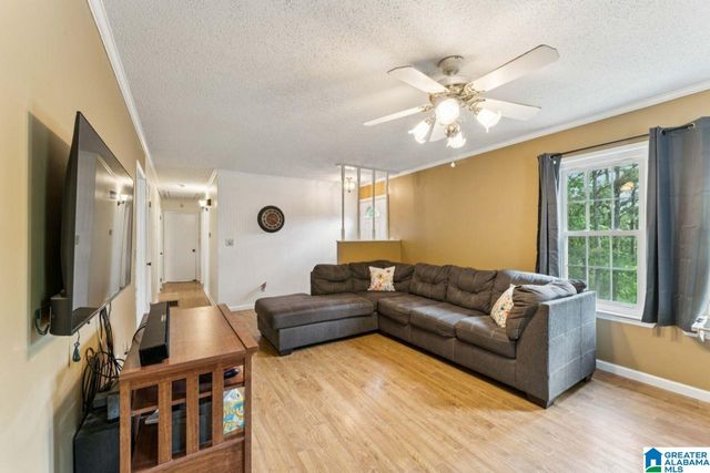 209 ANNETTA CR, Trussville, AL 35173