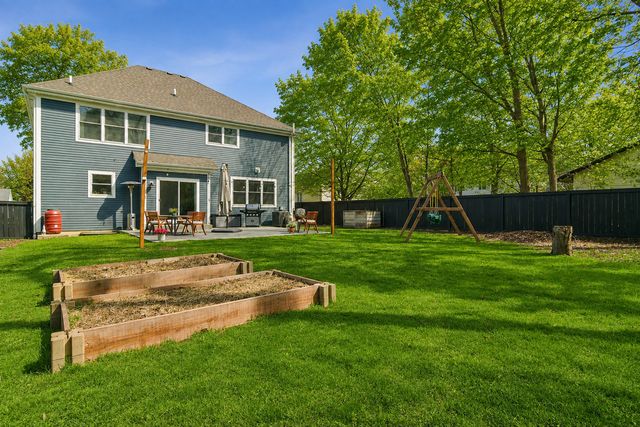 302 N Elm Street, Mount Prospect, IL 60056