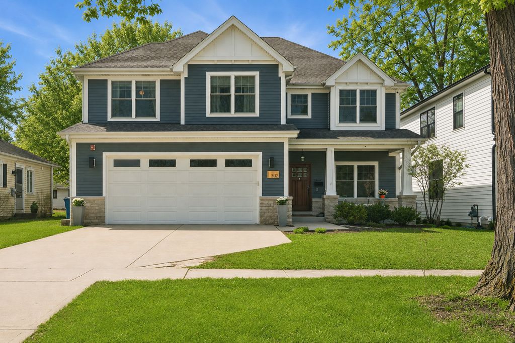 302 N Elm Street, Mount Prospect, IL 60056