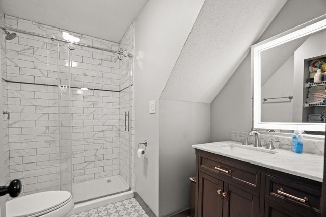 6117 Henry Gower Rd, Pleasant View, TN 37146