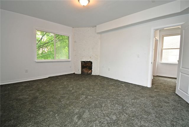 3206 Motor St, Sheraden, PA 15204