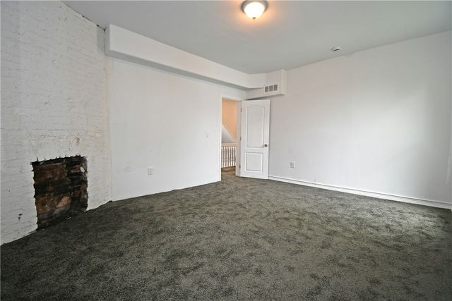 3206 Motor St, Sheraden, PA 15204