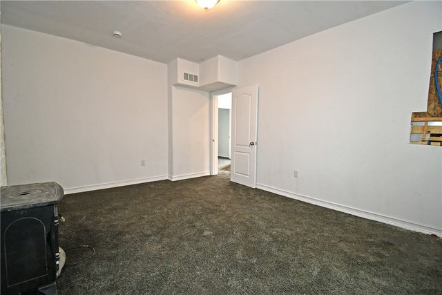 3206 Motor St, Sheraden, PA 15204