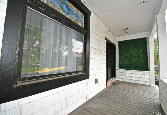 3206 Motor St, Sheraden, PA 15204