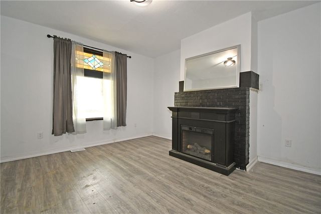 3206 Motor St, Sheraden, PA 15204