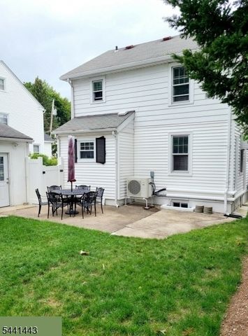 11 Van Dyke Pl, Summit City, NJ 07901