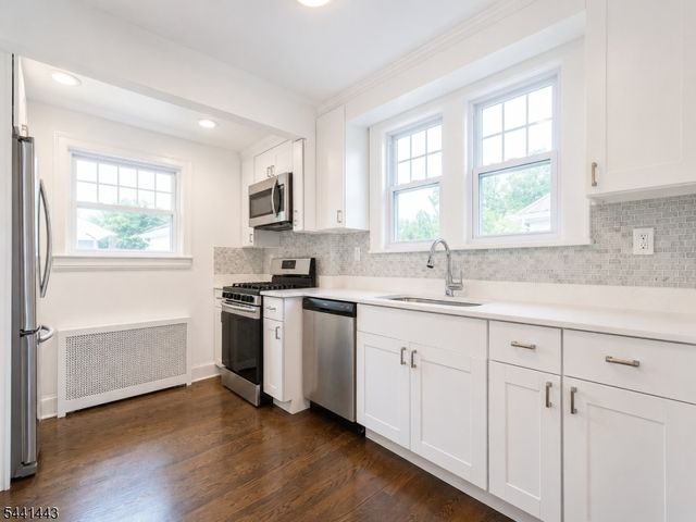 11 Van Dyke Pl, Summit City, NJ 07901