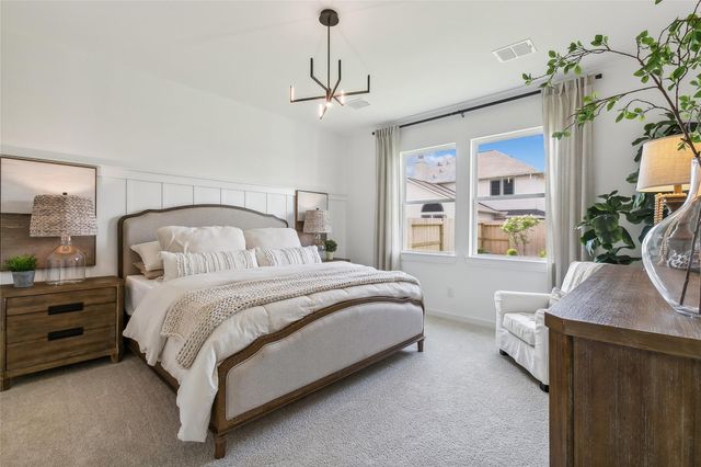 4823 Legends Bay Drive, Baytown, TX 77523