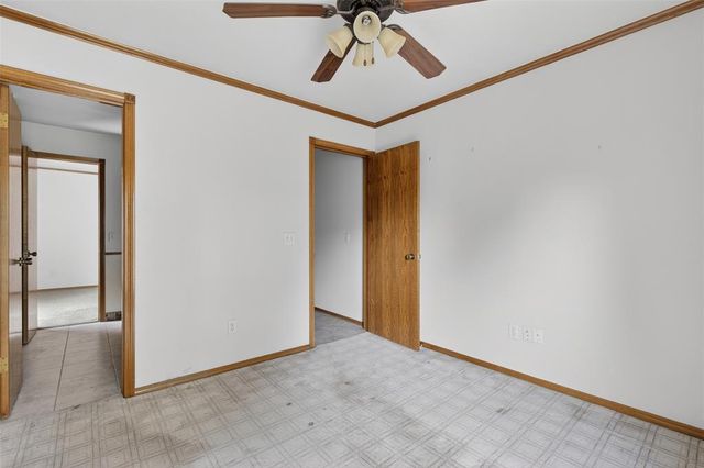1813 Kingsgate Terrace, Yukon, OK 73099
