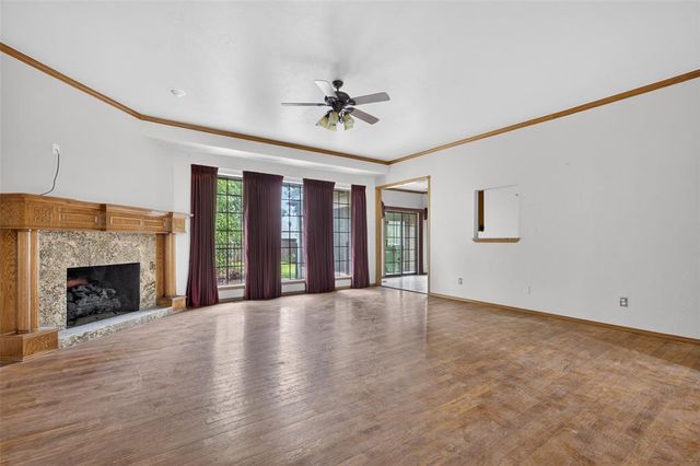 1813 Kingsgate Terrace, Yukon, OK 73099