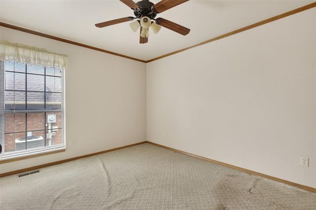 1813 Kingsgate Terrace, Yukon, OK 73099