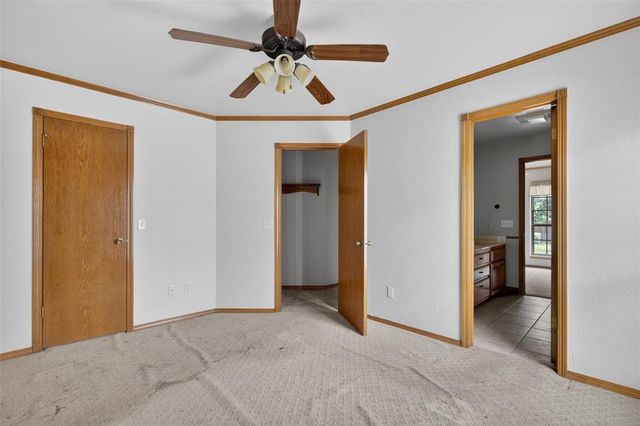 1813 Kingsgate Terrace, Yukon, OK 73099