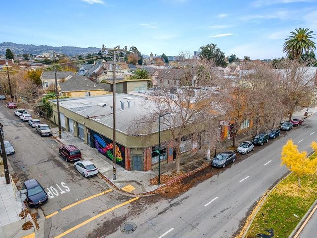 5428 San Pablo Avenue, Oakland, CA 94608