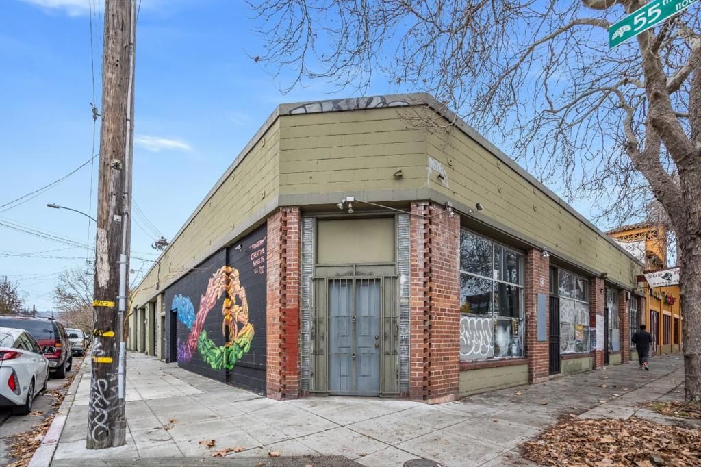 5428 San Pablo Avenue, Oakland, CA 94608