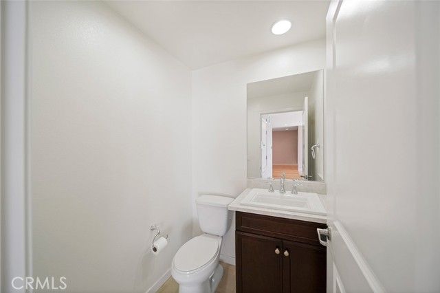 87 Waldorf, Irvine, CA 92612