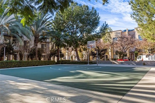 87 Waldorf, Irvine, CA 92612