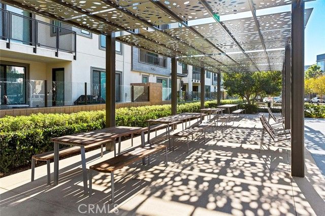 87 Waldorf, Irvine, CA 92612