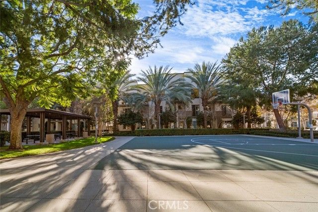 87 Waldorf, Irvine, CA 92612