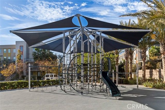 87 Waldorf, Irvine, CA 92612