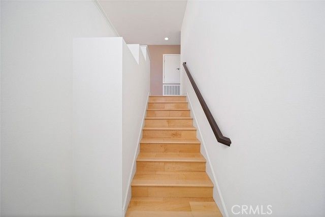 87 Waldorf, Irvine, CA 92612