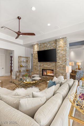 11 Misty Peaks Court, Las Vegas, NV 89135