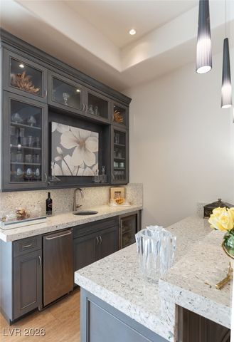 11 Misty Peaks Court, Las Vegas, NV 89135