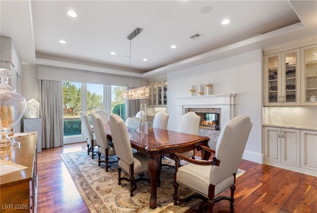 11 Misty Peaks Court, Las Vegas, NV 89135