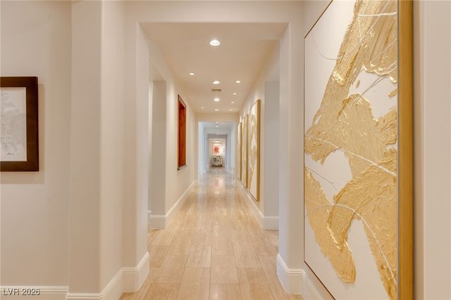 11 Misty Peaks Court, Las Vegas, NV 89135