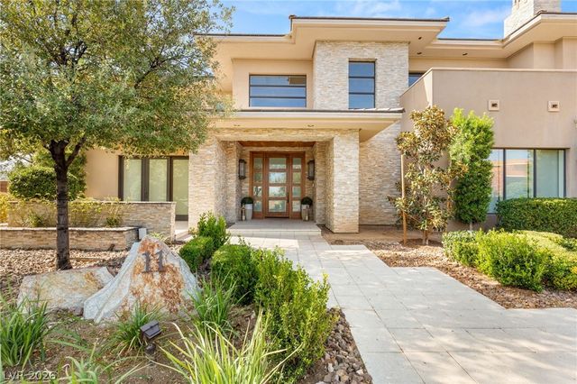 11 Misty Peaks Court, Las Vegas, NV 89135