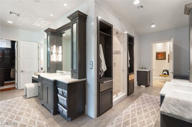 11 Misty Peaks Court, Las Vegas, NV 89135